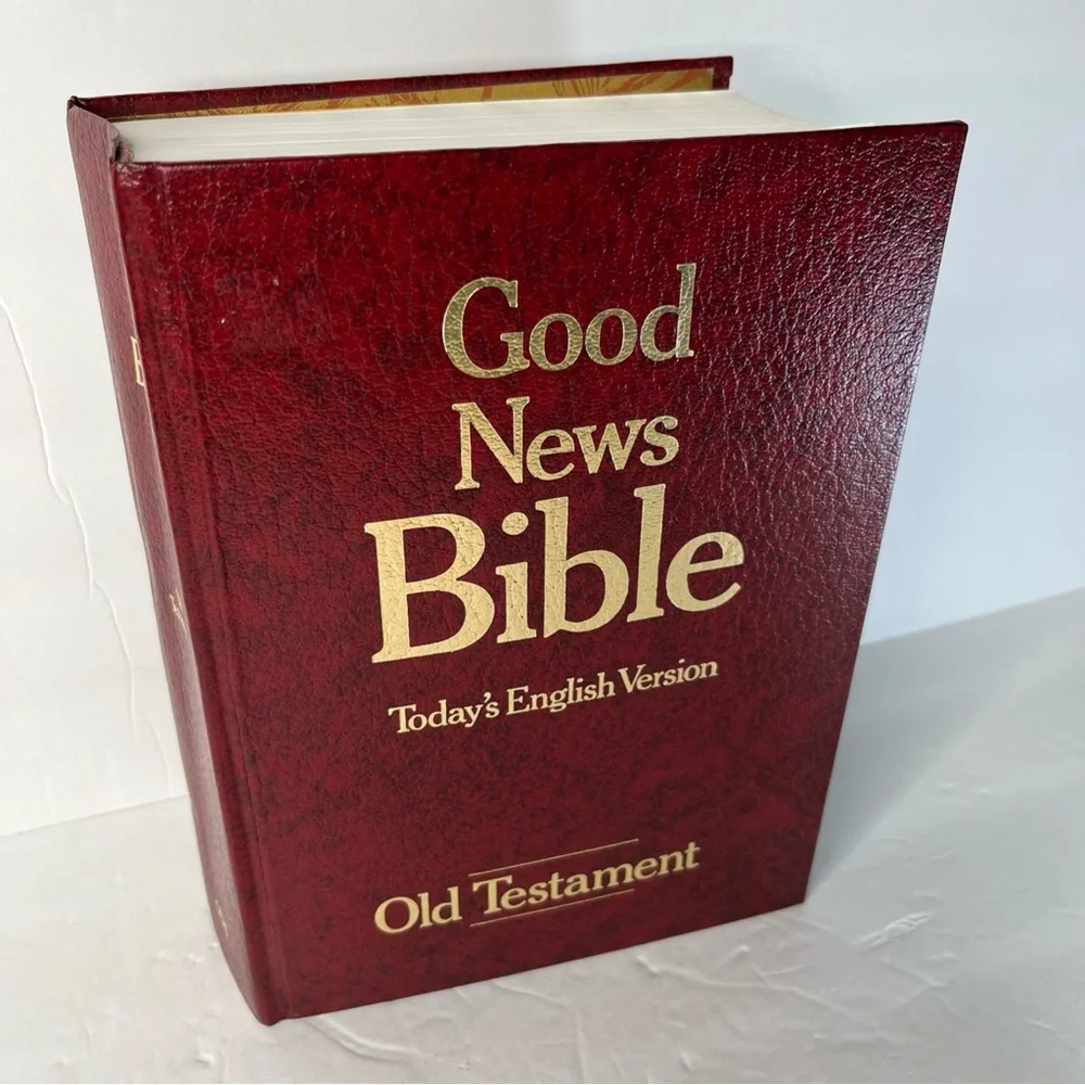 Good News Bible Today's English Version old Testament - Picture 2 of 9